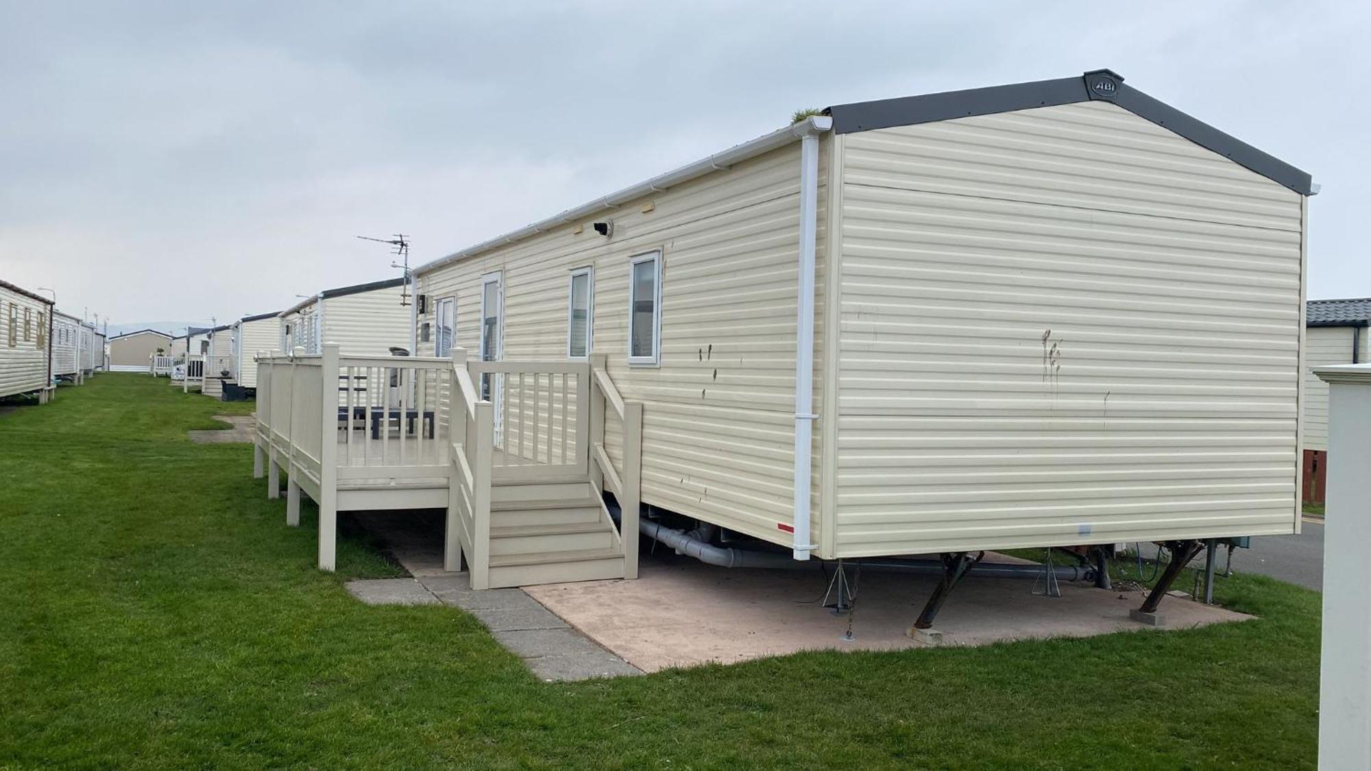 2 Bed Caravan For Hire At Golden Sands In 拉尔 外观 照片